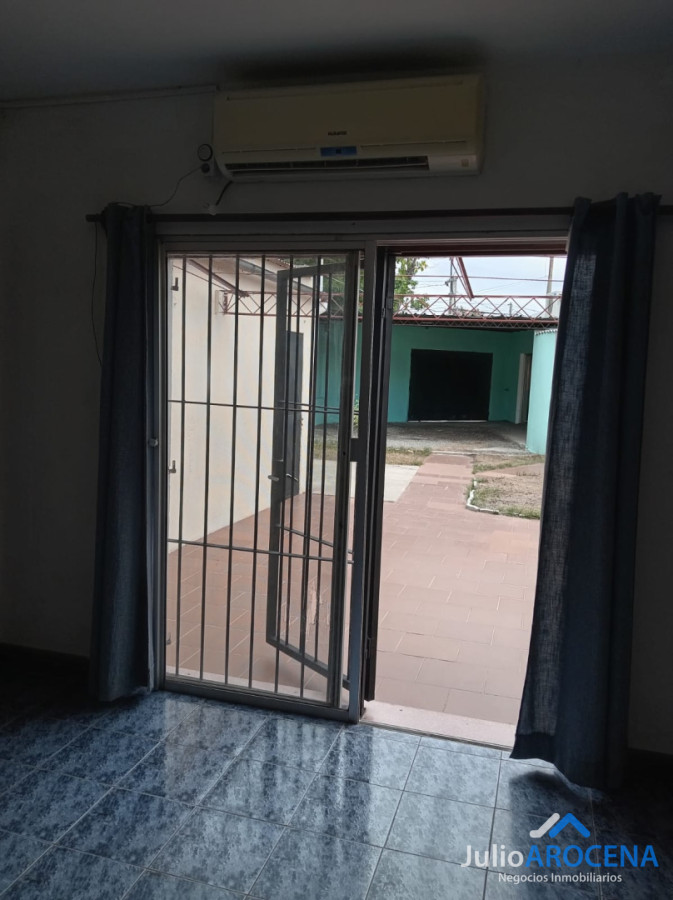 Casa ID.1375 - EXCELENTE UBICACION PARA ALQUILER Y NEGOCIO