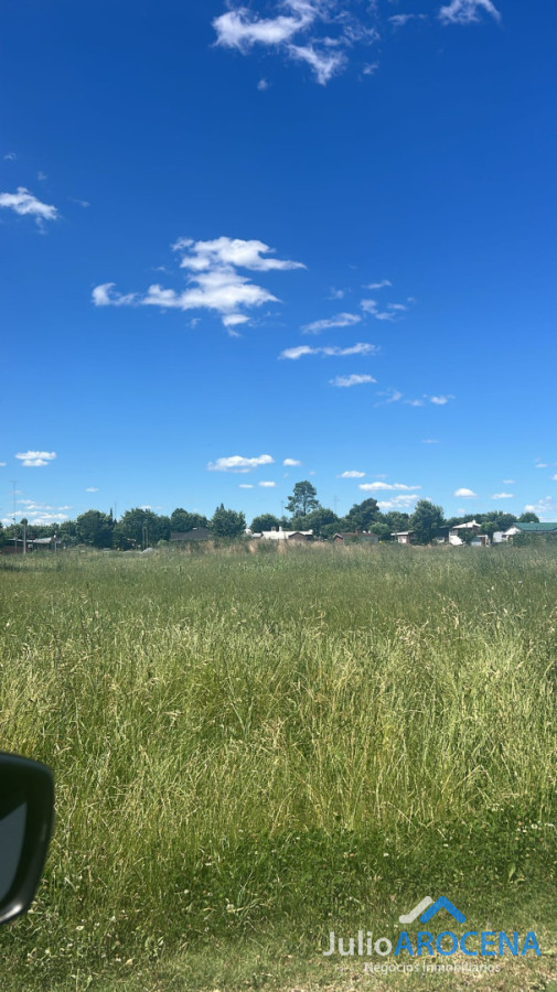 Casa ID.620 - HERMOSA CASA PARA VENTA O ALQUILER + GALPON EN VALDENSE 