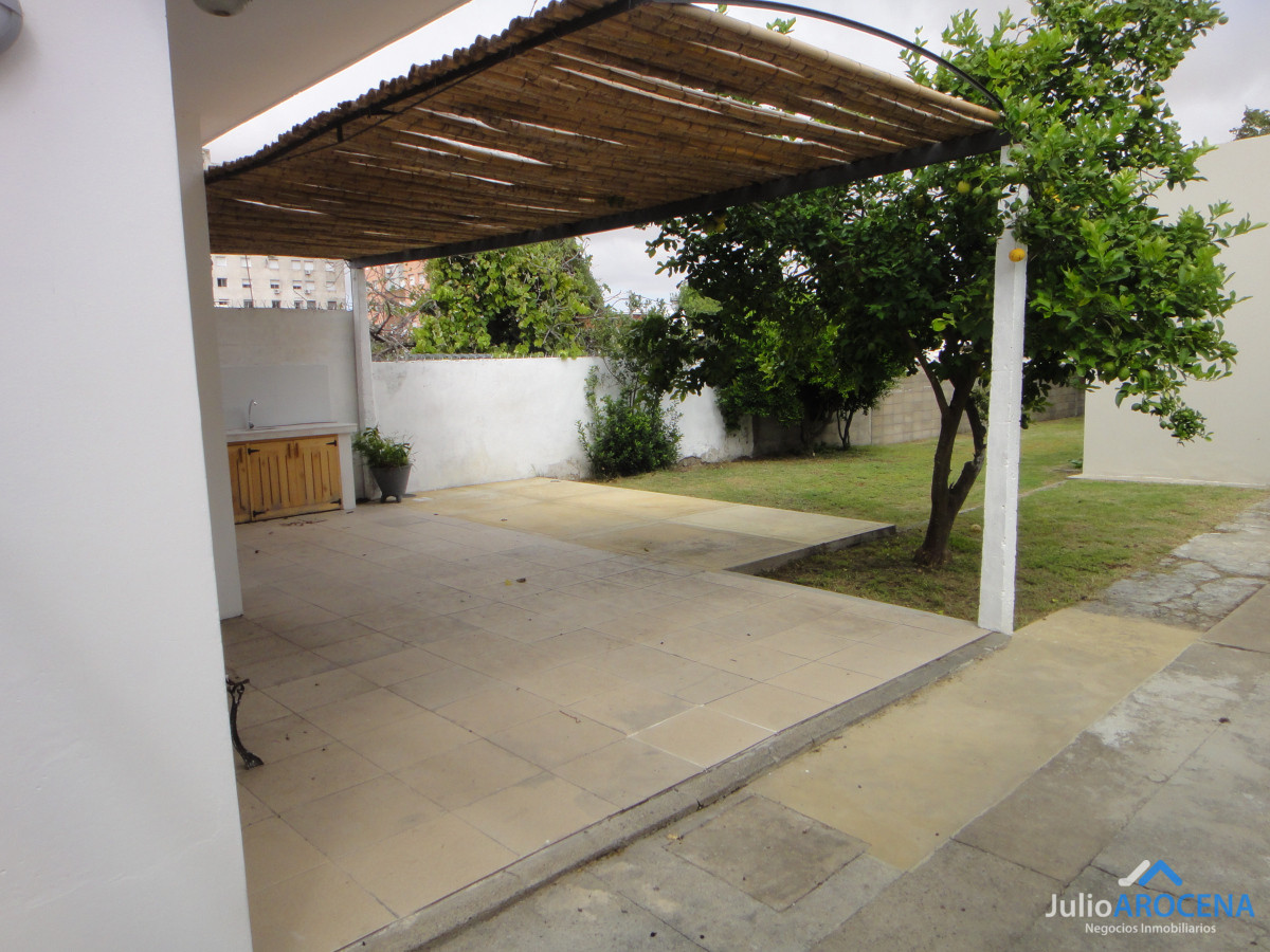 Casa ID.1228 - Hermosa casa en venta Barrio Cementerio Colonia del Sacramento