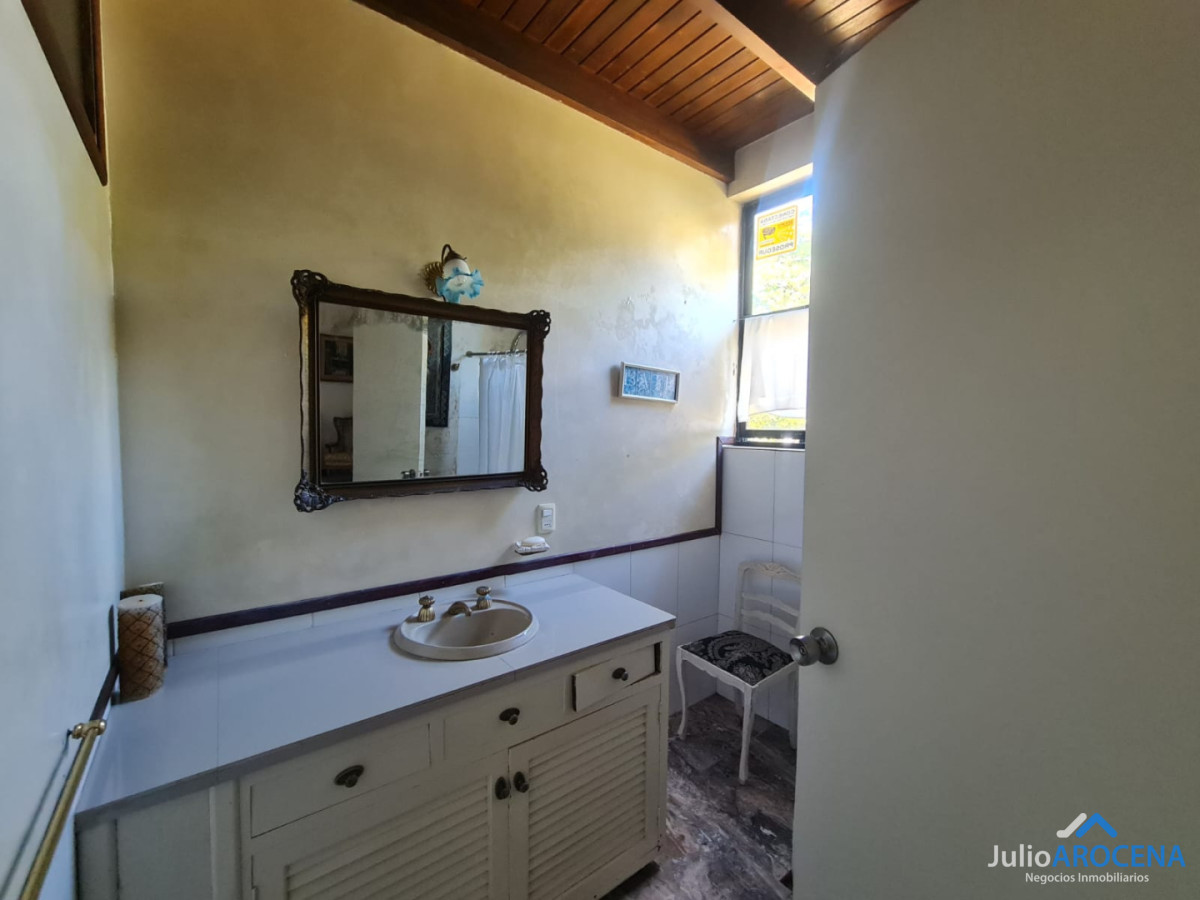 Casa ID.1408 - UNA JOYA HISTÓRICA EN COLONIA - ESTANZUELA