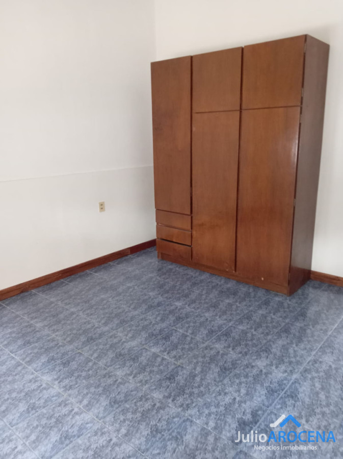 Casa ID.1375 - EXCELENTE UBICACION PARA ALQUILER Y NEGOCIO