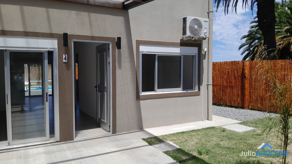 Casa ID.1385 - EXCELENTE UBICACION A ESTRENAR, 2 DORMITORIOS CON PISCINA