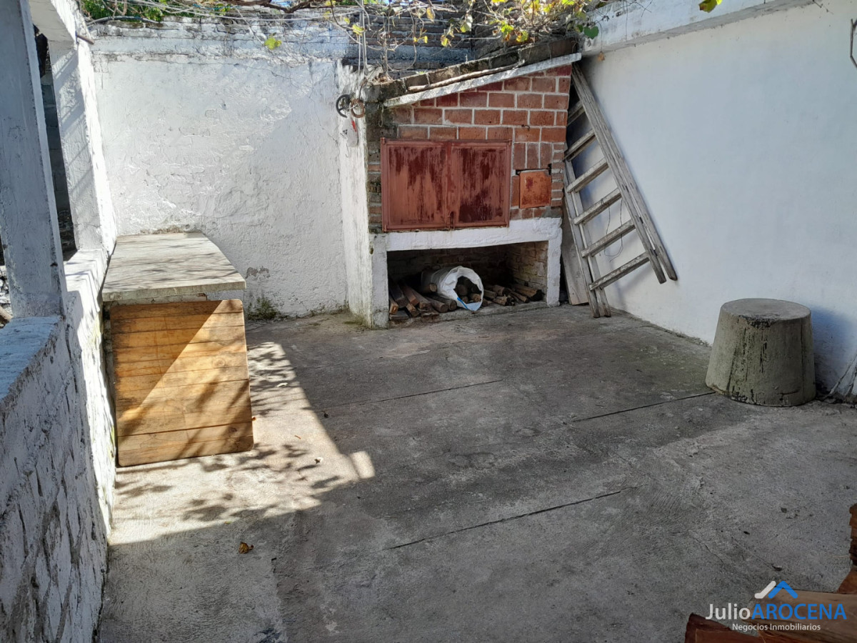 Casa ID.1433 - OPORTUNIDAD 3 CASAS EN UN SOLO PADRON BUENA RENTA ACTIVA 