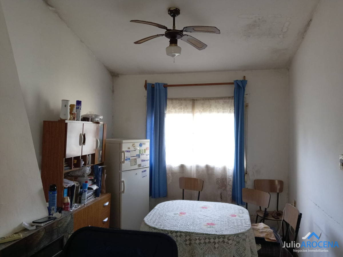 Casa ID.1276 - VENTA CASA DE DOS HABITACIONES CON GARAGE - JARDIN- PATIO- ESTUFA 