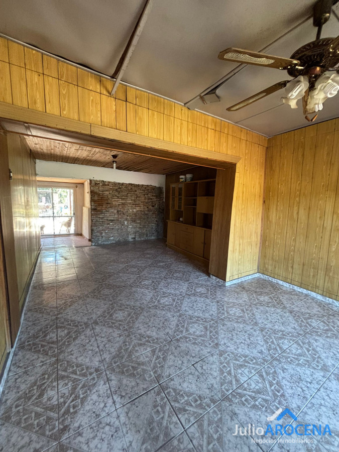 Casa ID.1333 -  CASA EN ALQUILER - FRENTE A PARQUE FERRANDO RUTA 1 - CERCA AL SHOPING 