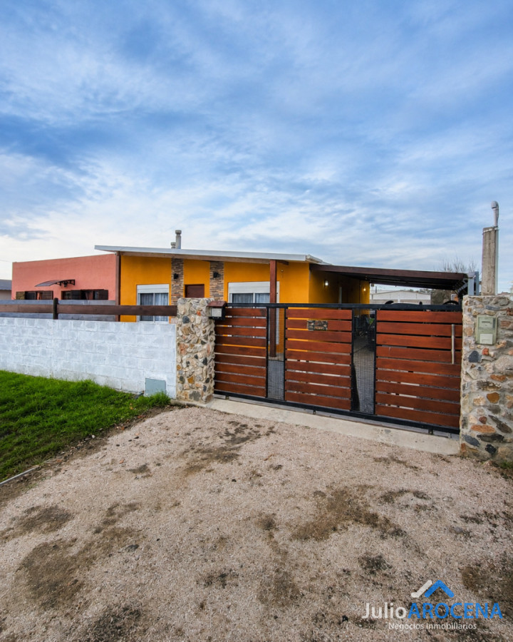Casa ID.1460 - INMEJORABLE CASA EN OMBÚES DE LAVALLE