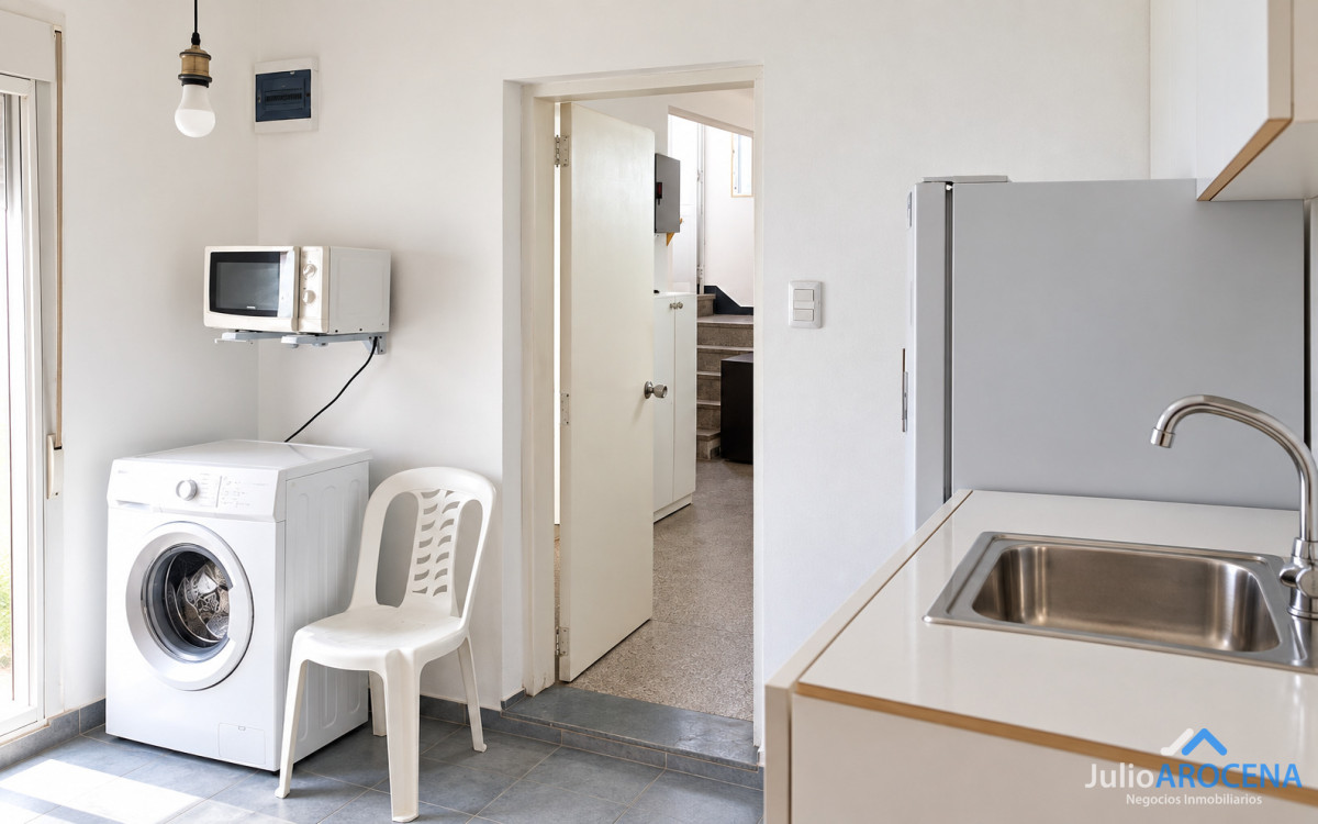 Casa ID.1413 - MUY LINDA PROPIEDAD 2 DORMITORIOS AMOBLADA 
