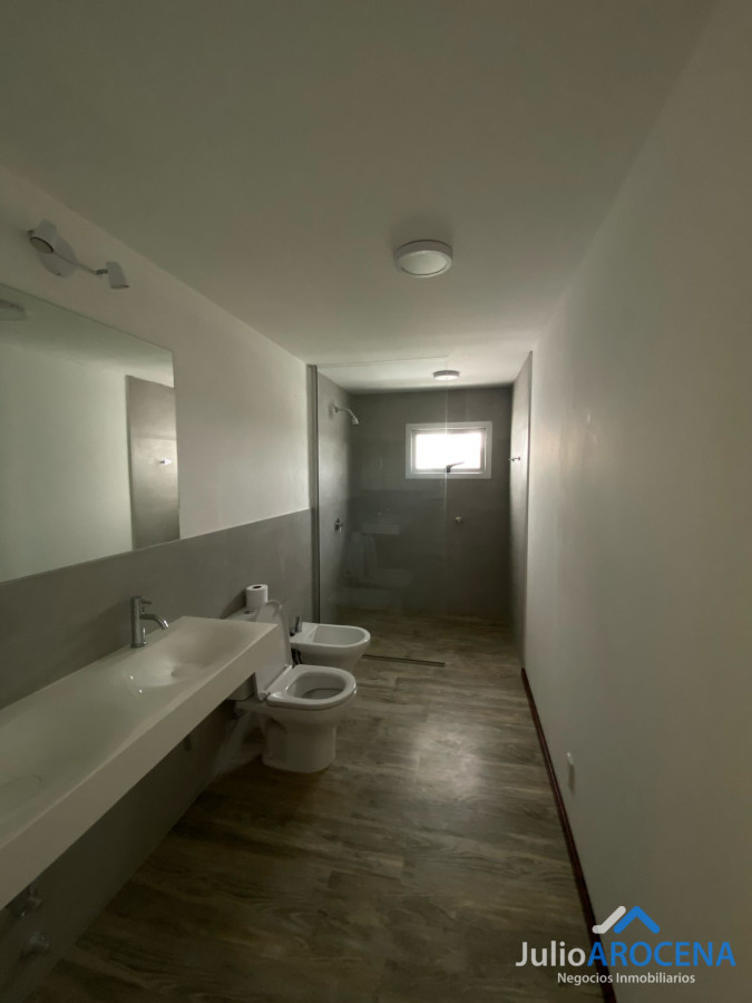 Casa ID.1237 - Moderna casa de 4 dormitorios con baños en suite, en barrio Privado