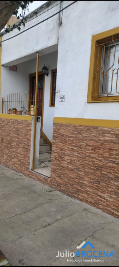 Casa ID.1373 - EXCELENTE UBICACION CENTRICA INVERSION O HABITAR