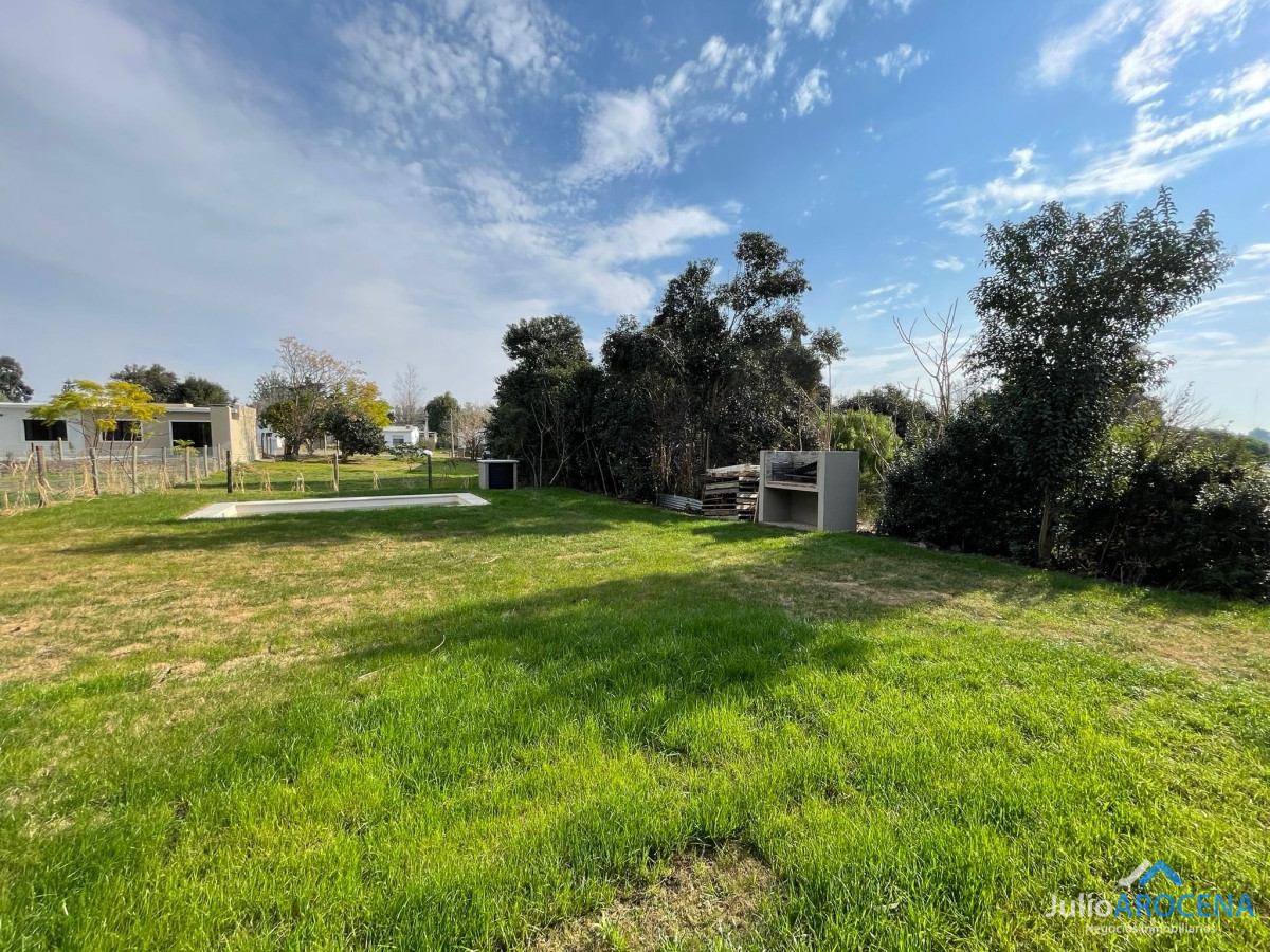 Casa ID.1073 - ¡Tu Nueva Casa Te Espera en Colonia del Sacramento!