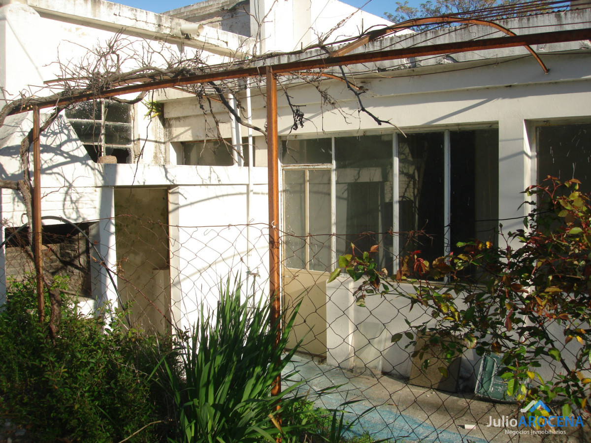 Casa ID.1355 - EXCELENTE OPORTUNIDAD DE INVERSION 