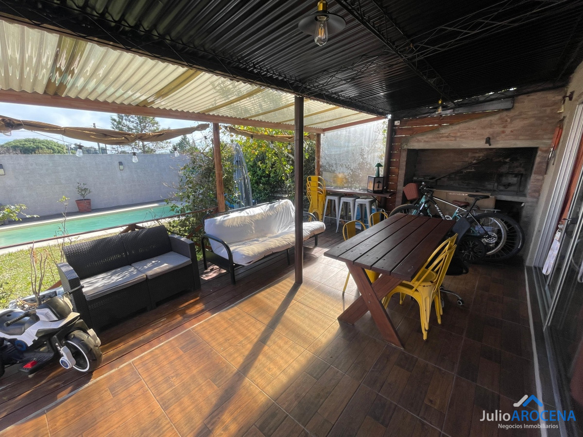 Casa ID.1097 -  Casa Principal con Estilo y Comodidad - U$D 193.000 