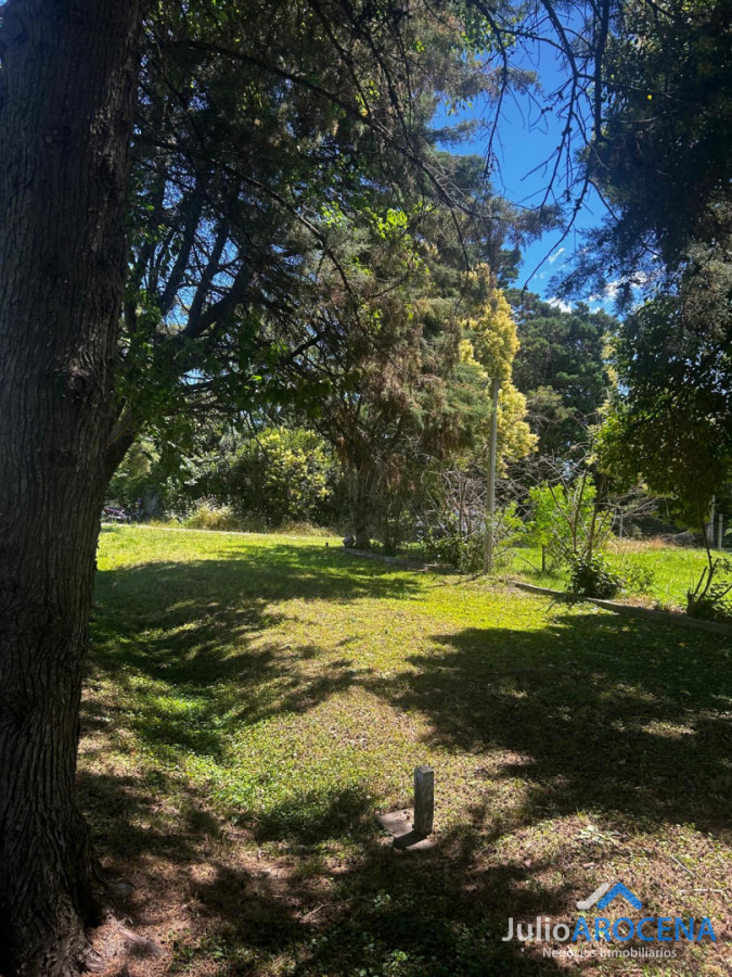 Casa ID.620 - HERMOSA CASA PARA VENTA O ALQUILER + GALPON EN VALDENSE 