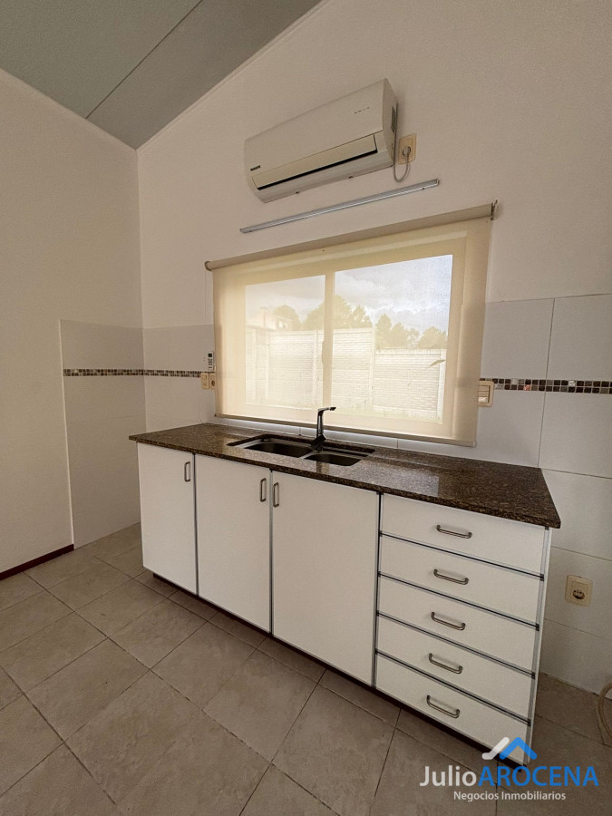 Casa ID.1322 - Hermosa  Casa En Las Quintitas, Colonia Del Sacramento 