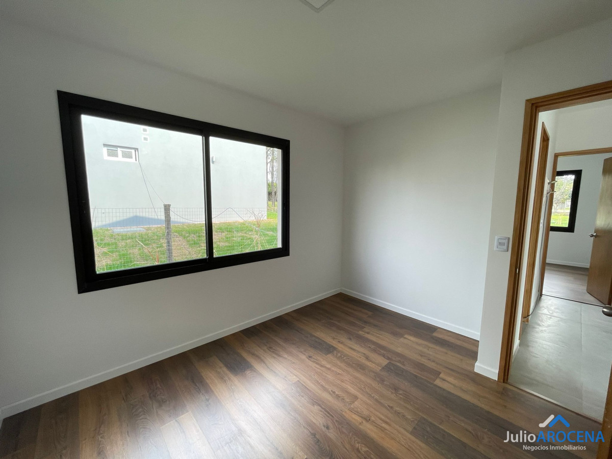 Casa ID.1073 - ¡Tu Nueva Casa Te Espera en Colonia del Sacramento!