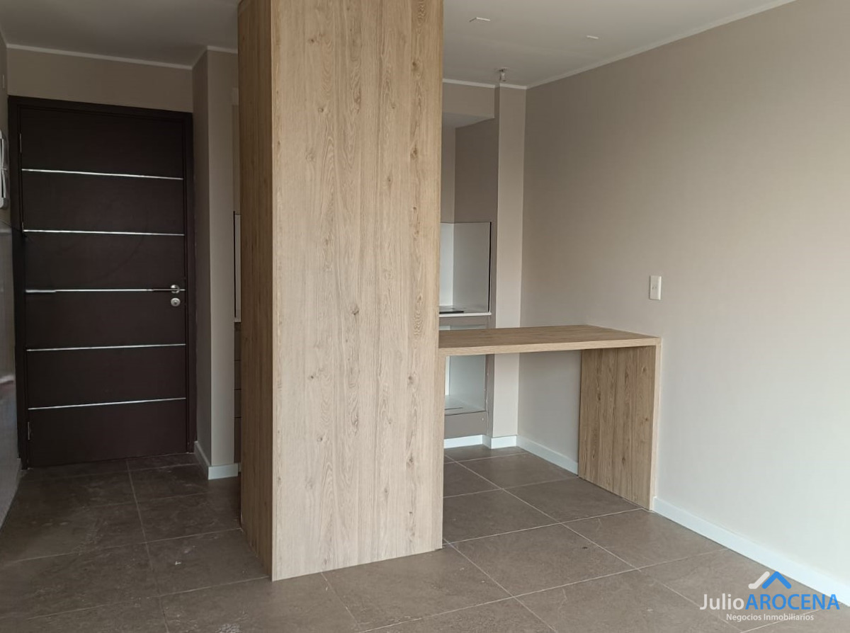 Casa ID.1087 -  ¡ATENCIÓN! VENTA DISPONIBLE - APARTAMENTO A 1 CUADRA DE LA COSTA 