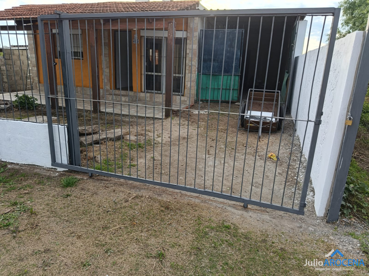 Casa ID.1432 - CASA DE 2 DORMITORIOS CON JARDÍN