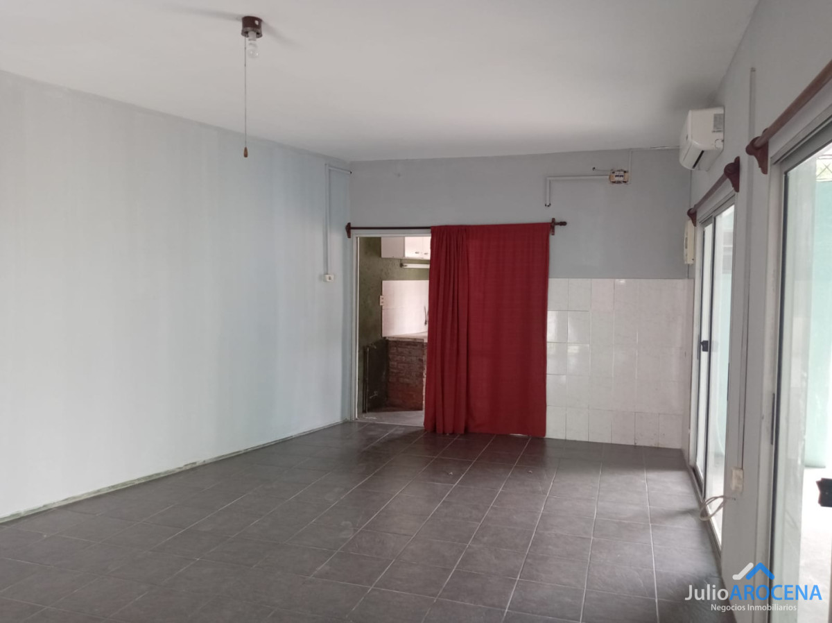 Casa ID.1375 - EXCELENTE UBICACION PARA ALQUILER Y NEGOCIO