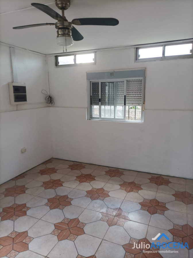 Casa ID.1433 - OPORTUNIDAD 3 CASAS EN UN SOLO PADRON BUENA RENTA ACTIVA 