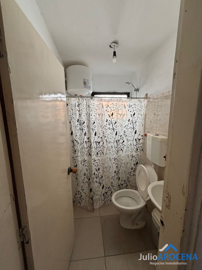 Casa ID.1373 - EXCELENTE UBICACION CENTRICA INVERSION O HABITAR