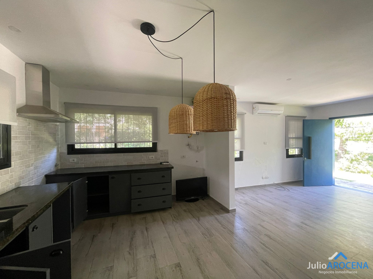 Casa ID.1101 - Espectacular Casa en Colonia - Oportunidad Única 