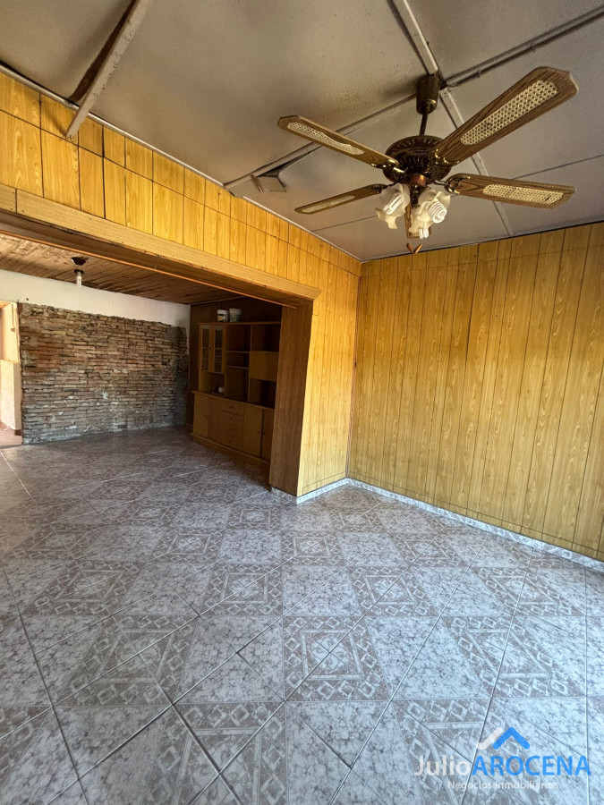 Casa ID.1333 -  CASA EN ALQUILER - FRENTE A PARQUE FERRANDO RUTA 1 - CERCA AL SHOPING 