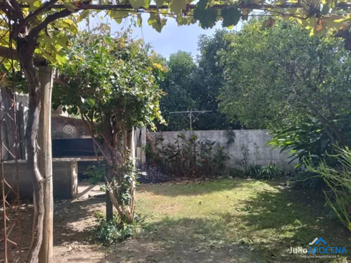 Casa ID.1197 - CASA TOTALMENTE AMOBLADA EN EL REAL 3 DORMITORIOS CON JARDIN Y PARRILLERO 