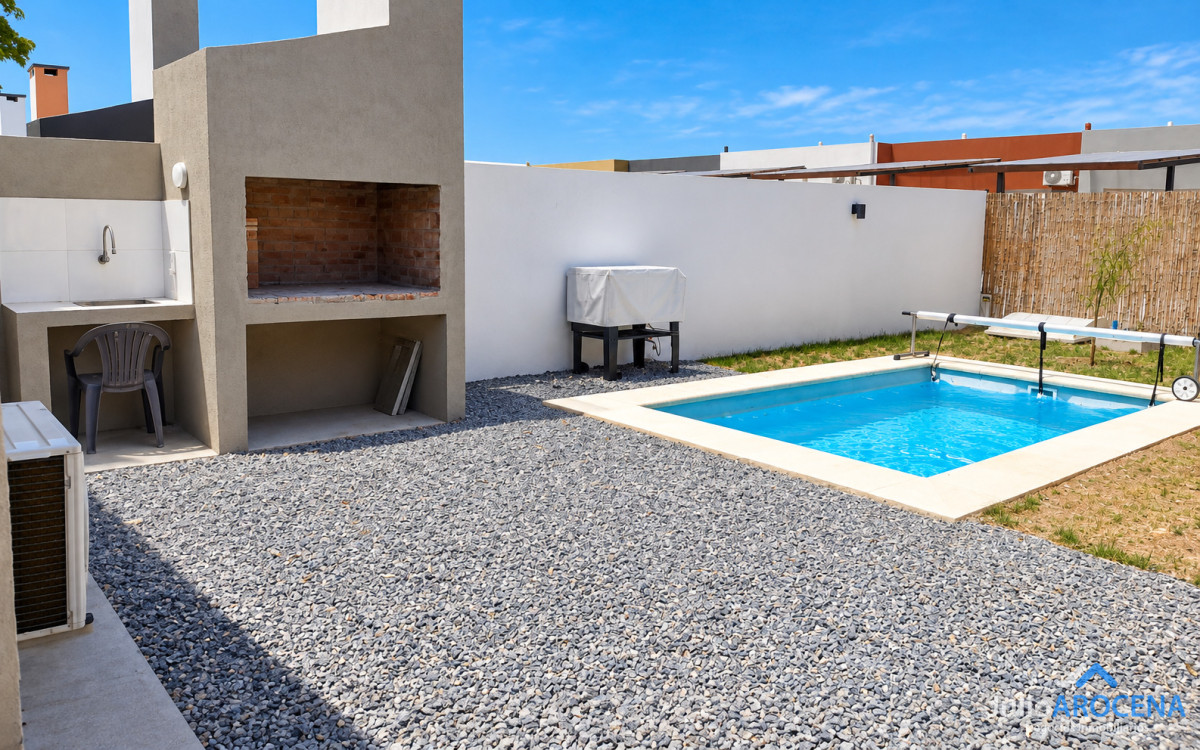 Casa ID.1491 - CASA EN ALQUILER REAL DE SAN CARLOS COMPLEJO