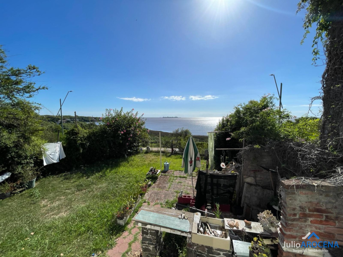 Casa ID.1347 - CASA CON 3 DORMITORIOS EN EL CENTRO