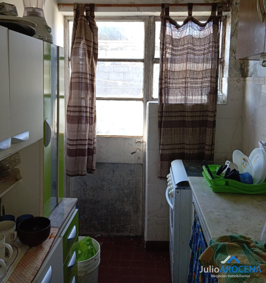 Casa ID.1276 - VENTA CASA DE DOS HABITACIONES CON GARAGE - JARDIN- PATIO- ESTUFA 