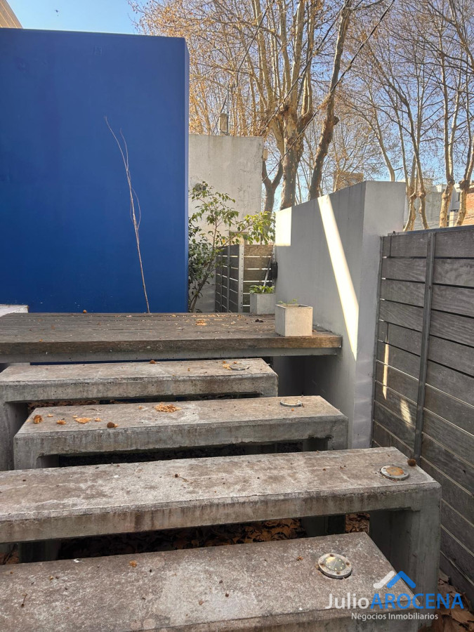 Casa ID.1321 - 🏡 ¡HERMOSA CASA A 5 CUADRAS DE GRAL. FLORES - COLONIA! ✨