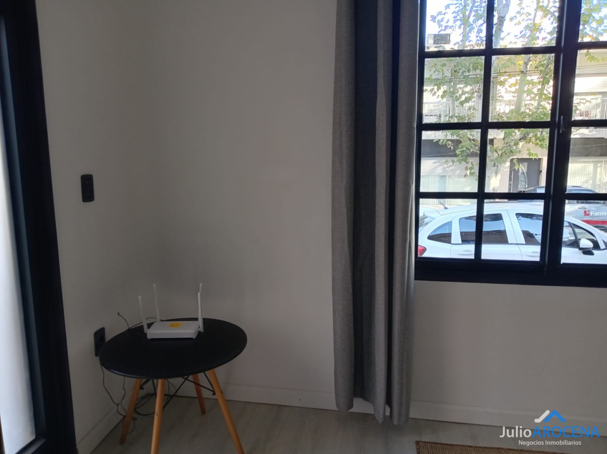 Casa ID.1440 - CASA DE 2 DORMITORIOS EN BARRIO CENTRO