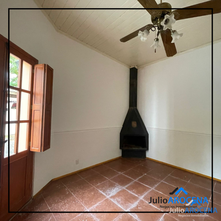 Casa ID.1209 - HERMOSA CASA EN ESQUINA BARRIO HISTORICO 