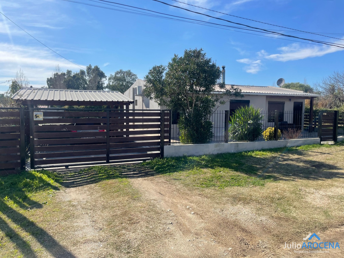 Casa ID.1097 -  Casa Principal con Estilo y Comodidad - U$D 193.000 