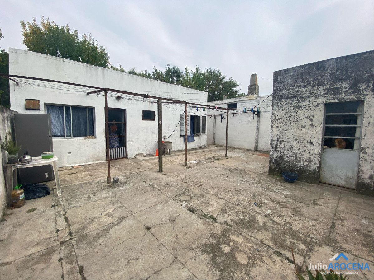 Casa ID.1218 - Casa En Venta, Calle Tacuarembó, Colonia Del Sacramento 