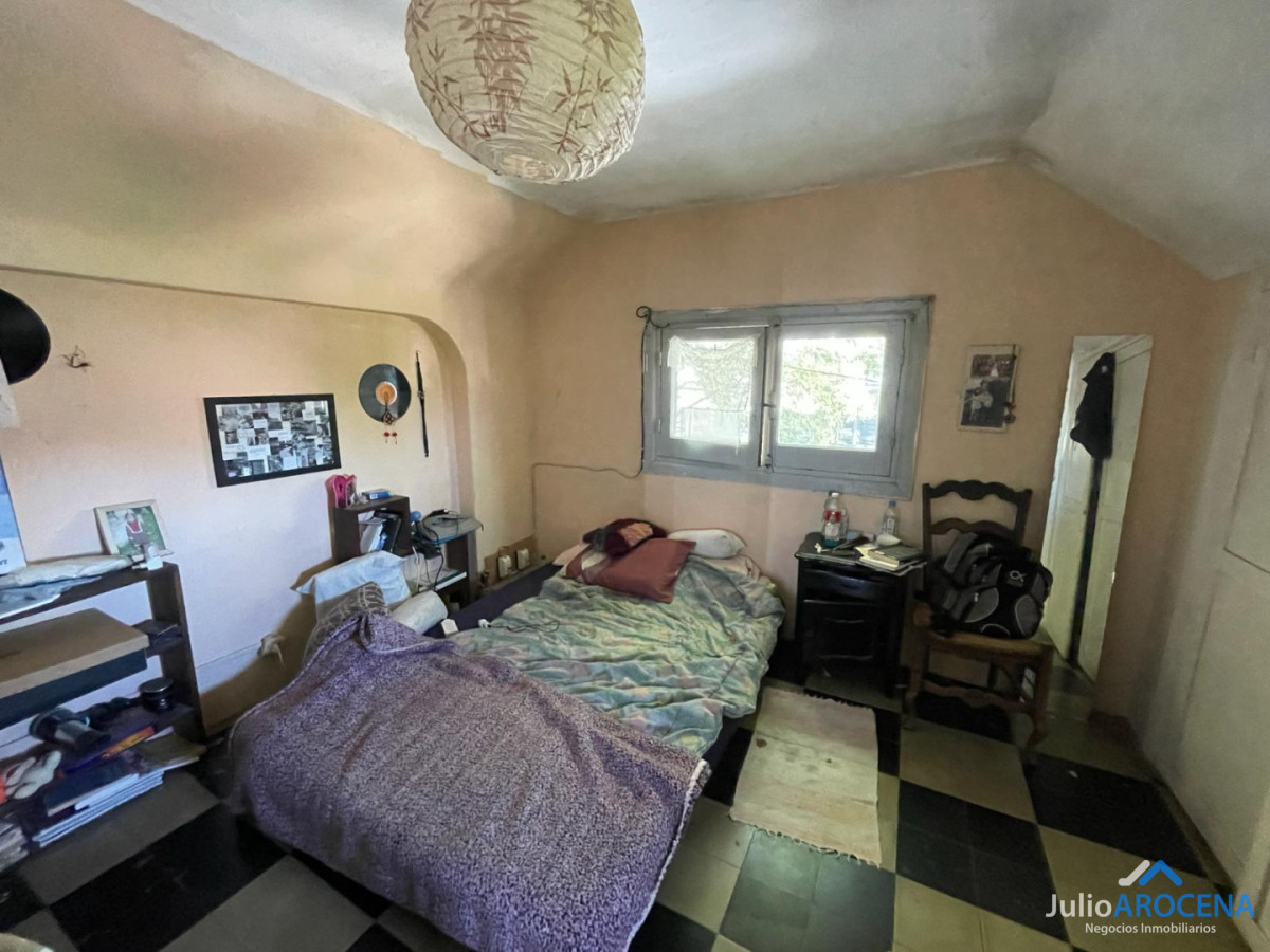 Casa ID.1347 - CASA CON 3 DORMITORIOS EN EL CENTRO