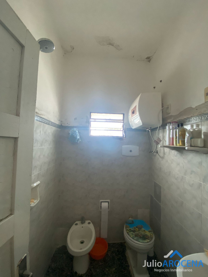 Casa ID.1218 - Casa En Venta, Calle Tacuarembó, Colonia Del Sacramento 