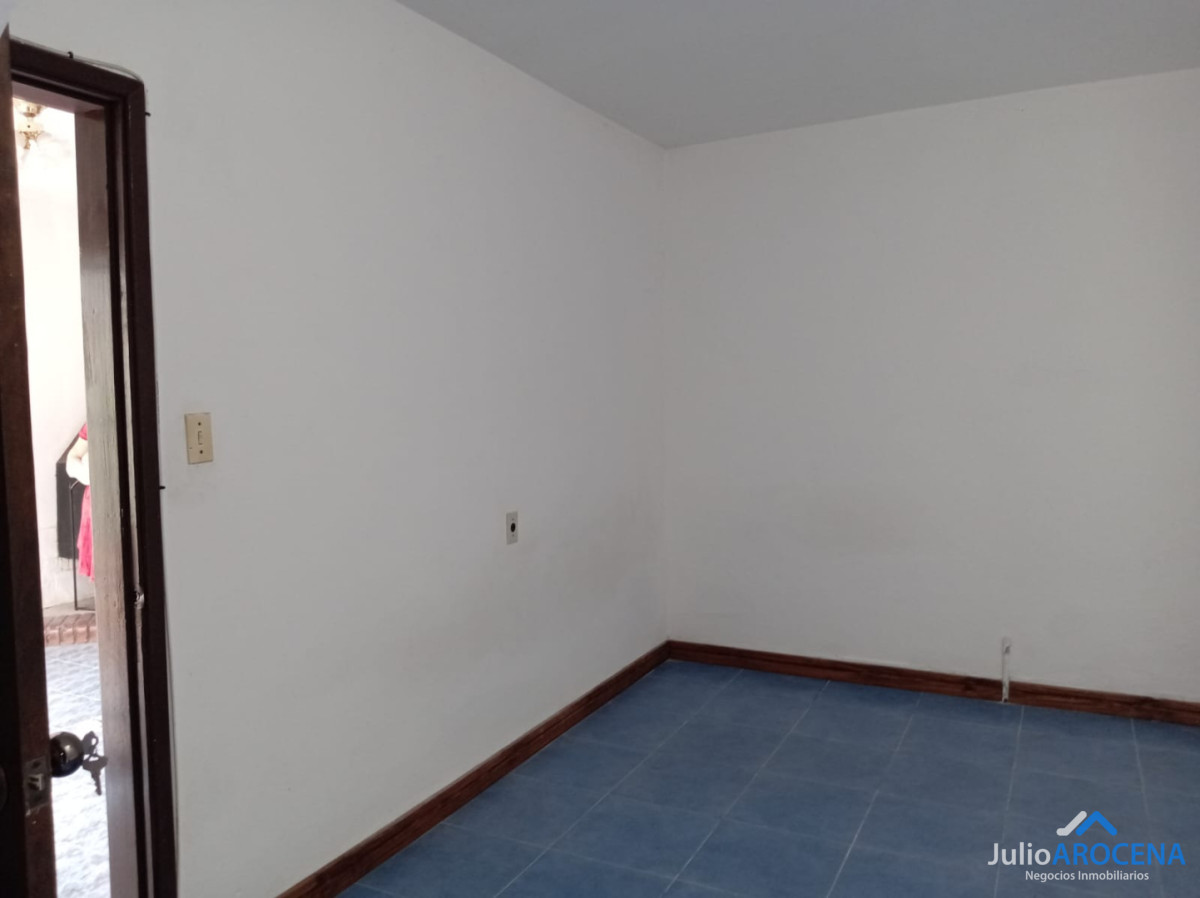 Casa ID.1375 - EXCELENTE UBICACION PARA ALQUILER Y NEGOCIO