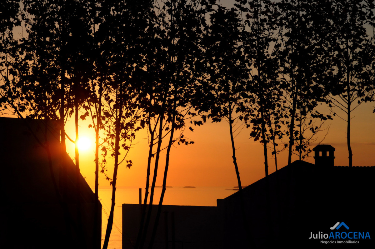 Casa ID.1355 - EXCELENTE OPORTUNIDAD DE INVERSION 