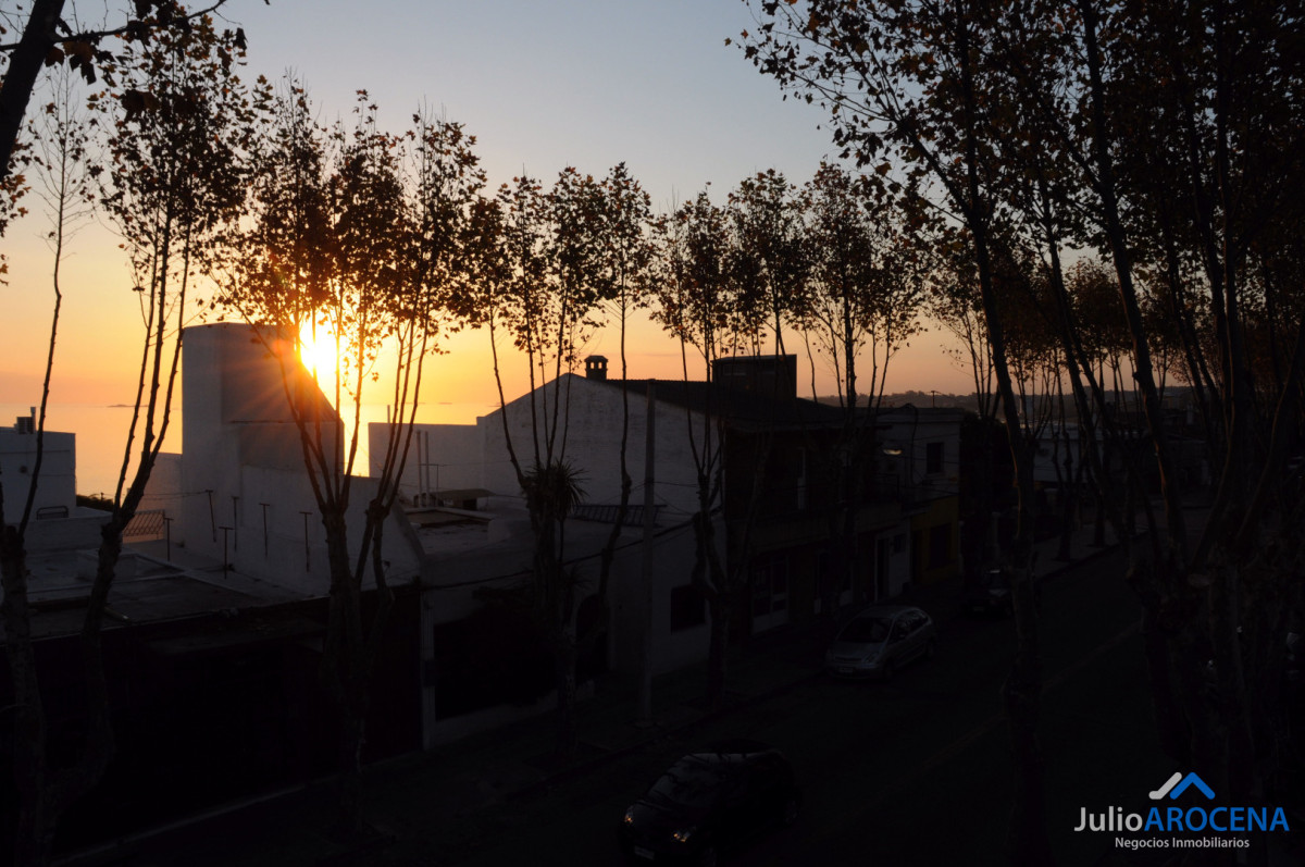 Casa ID.1355 - EXCELENTE OPORTUNIDAD DE INVERSION 