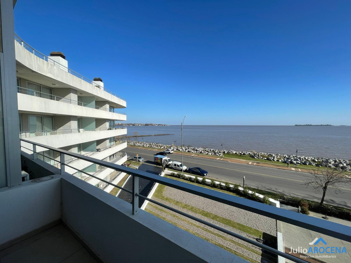 Casa ID.1083 - ¡Increíble Apartamento en el Edificio Dazller con Vista a la Costa de Colonia del Sacramento! 