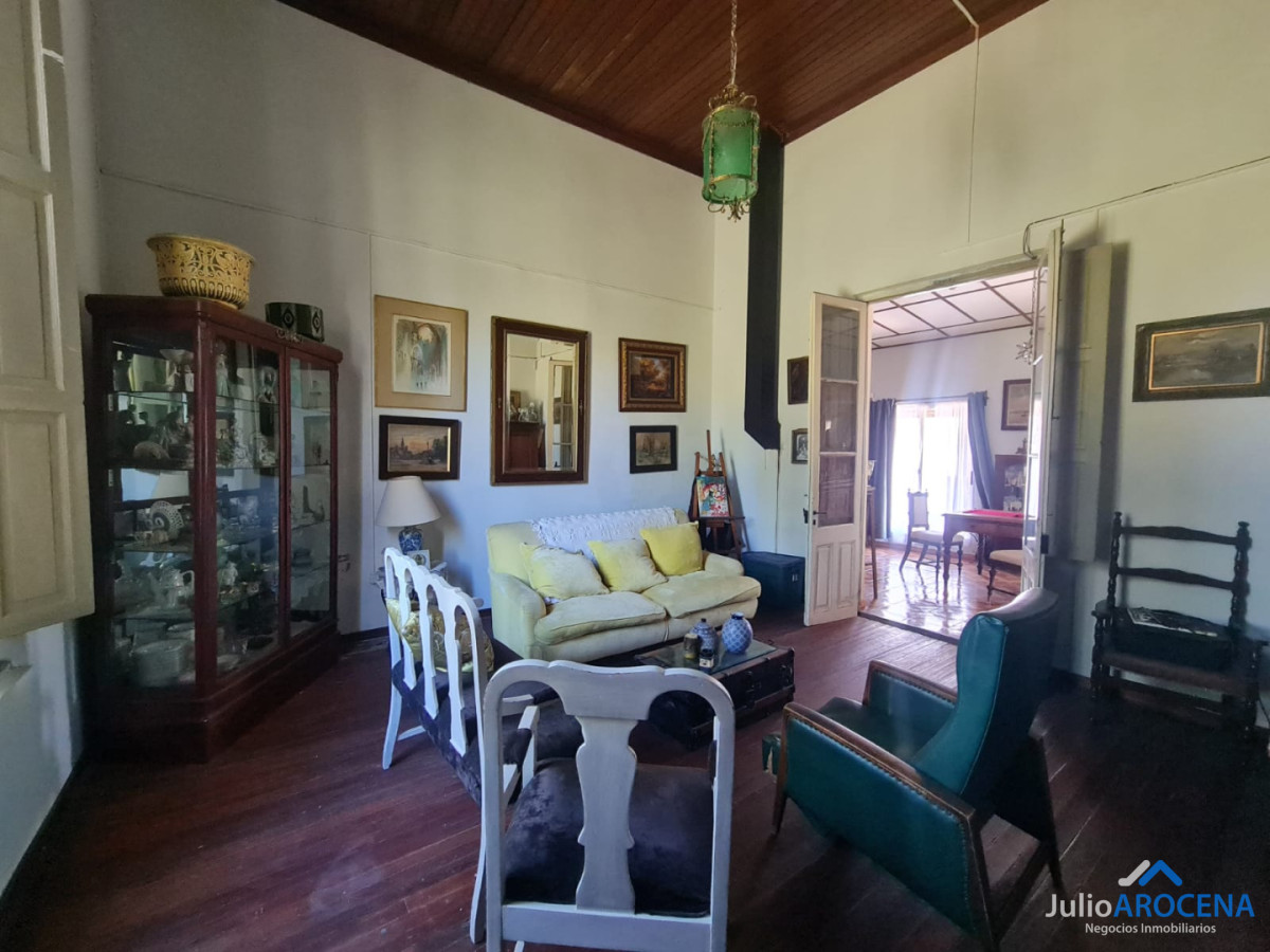 Casa ID.1408 - UNA JOYA HISTÓRICA EN COLONIA - ESTANZUELA
