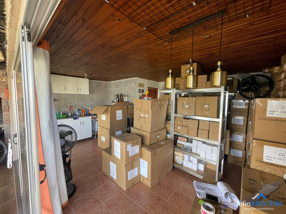 Casa ID.1097 -  Casa Principal con Estilo y Comodidad - U$D 193.000 