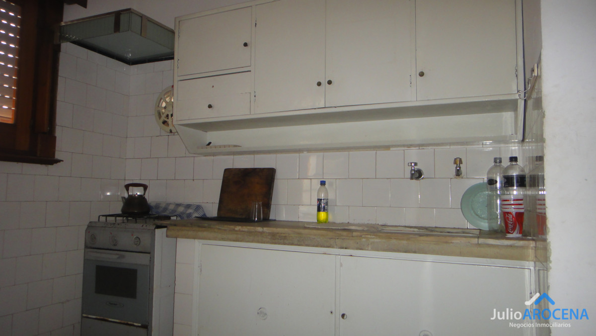 Casa ID.1369 - EXCELENTE UBICACION CENTRICA 