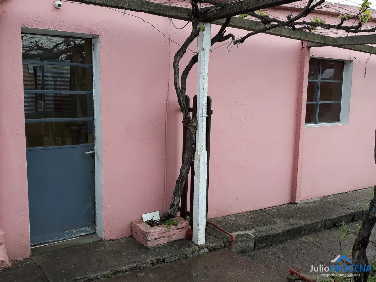 Casa ID.1379 - EXCELENTE OPORTUNIDAD A POCOS METROS DE LA RAMBLA