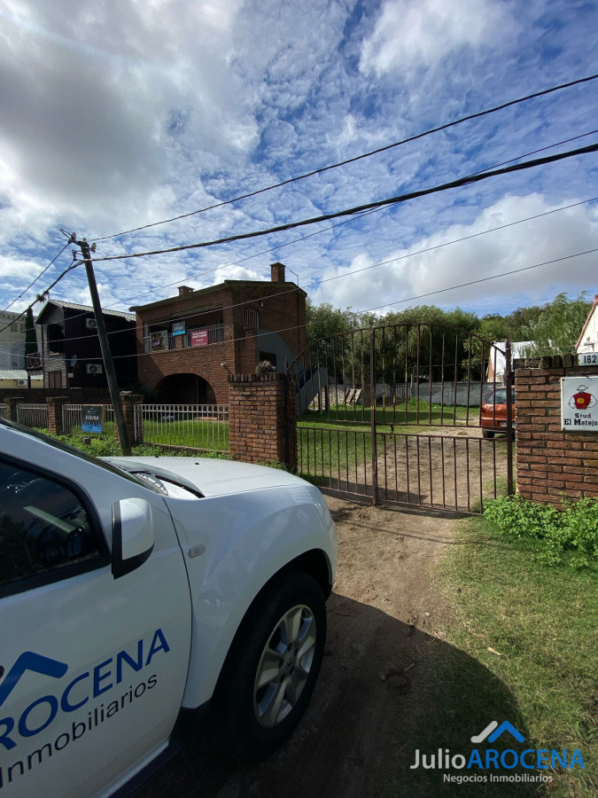 Casa ID.1234 - PROPIEDAD CON STUD VIVIENDAS Y CON LA MEJOR VISTA AL HIPODROMO 