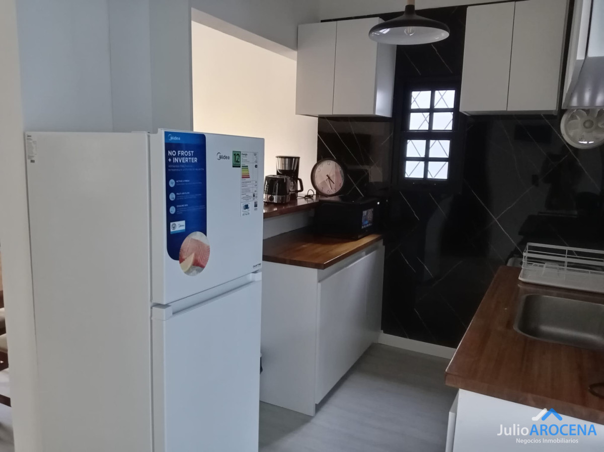 Casa ID.1440 - CASA DE 2 DORMITORIOS EN BARRIO CENTRO