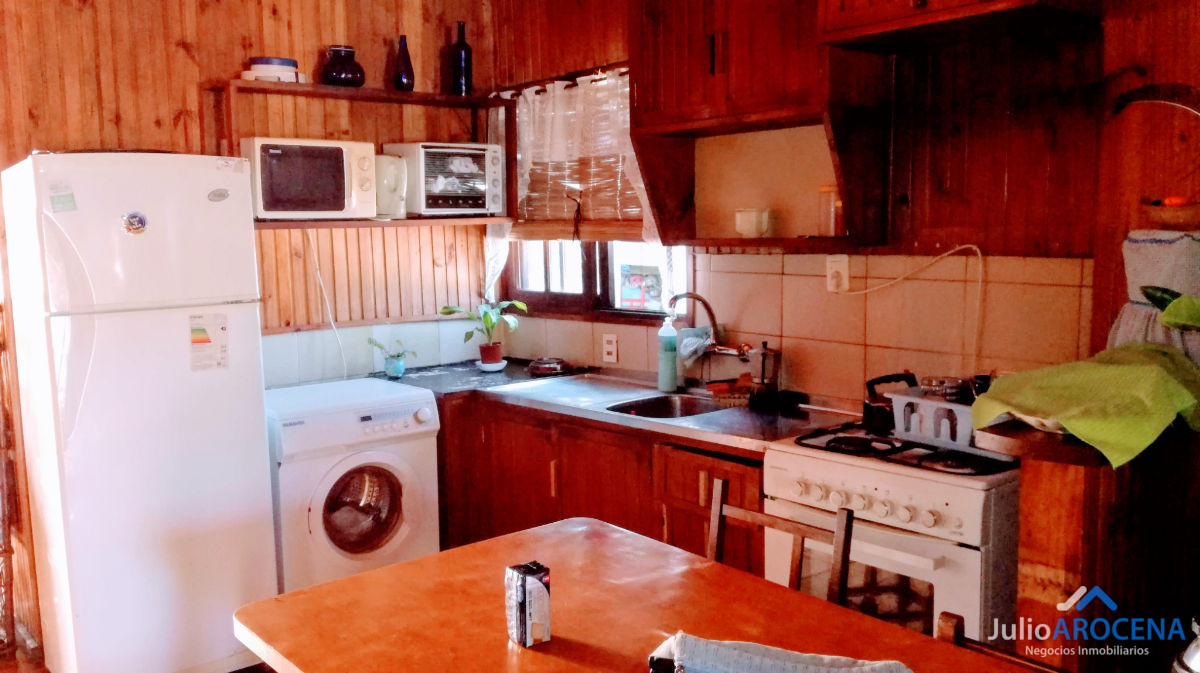 Casa ID.338 - Hermosa casa con departamento en Fondo