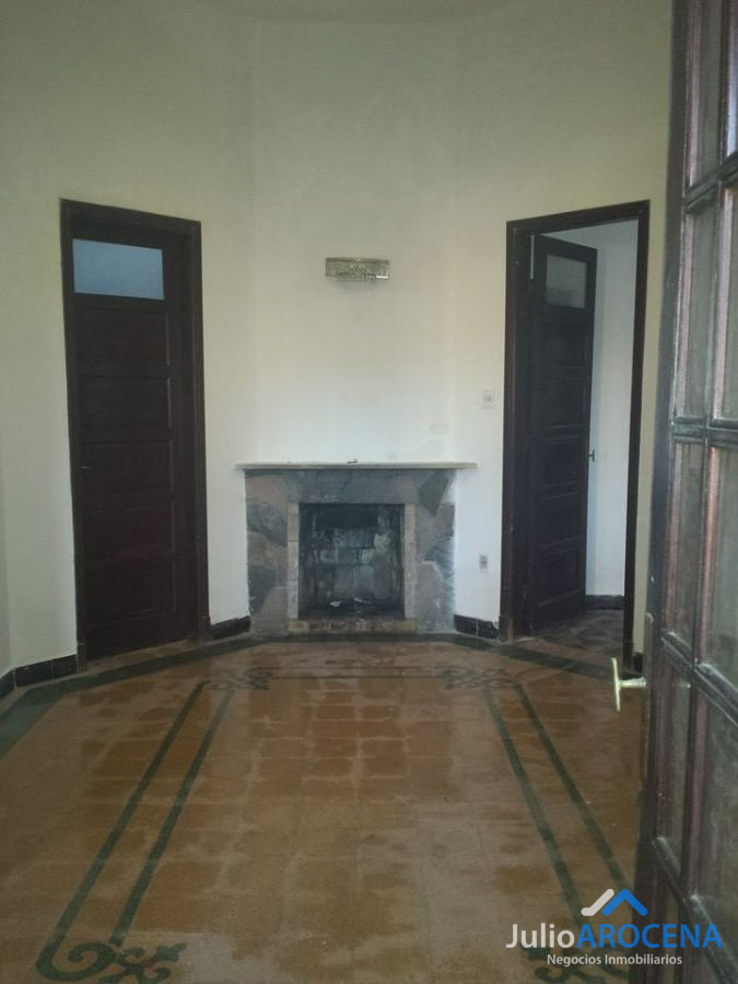 Casa ID.394 - Venta de casa en pleno Centro Colonia del Sacramento