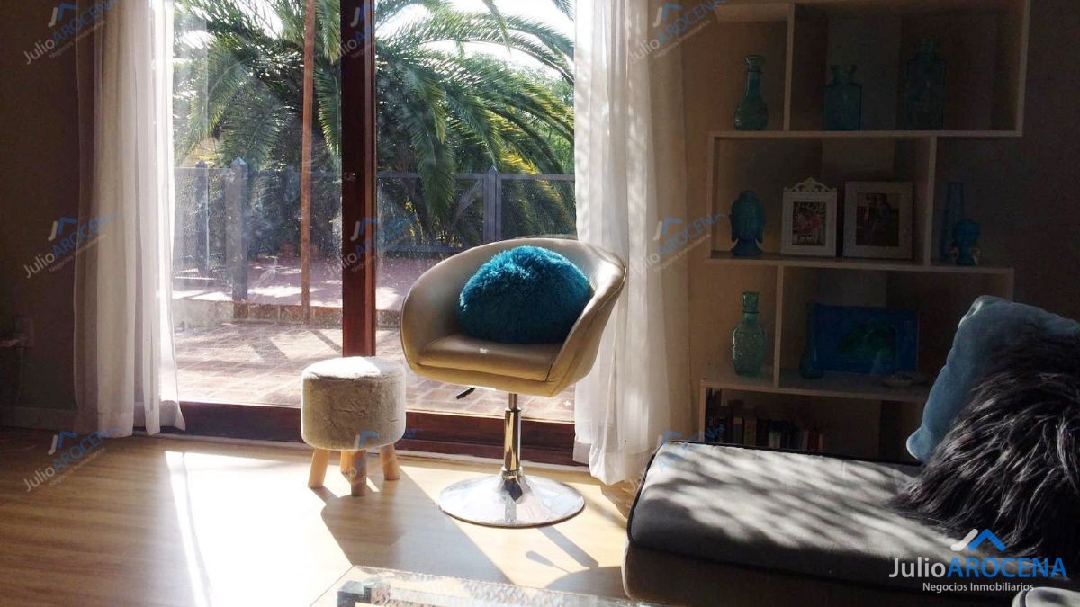 Casa ID.420 - Hermosa casa reciclada a nueva a 200 metros de Rambla Costanera